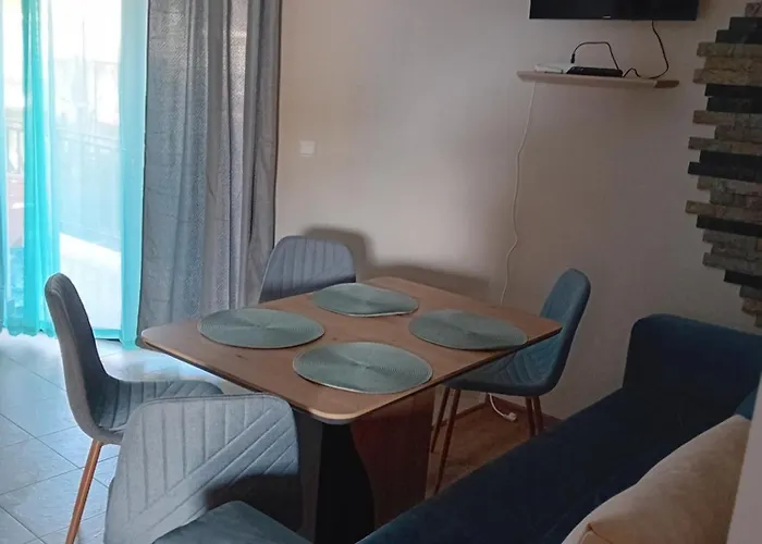 тристаен еуфория, влас Szveti Vlasz